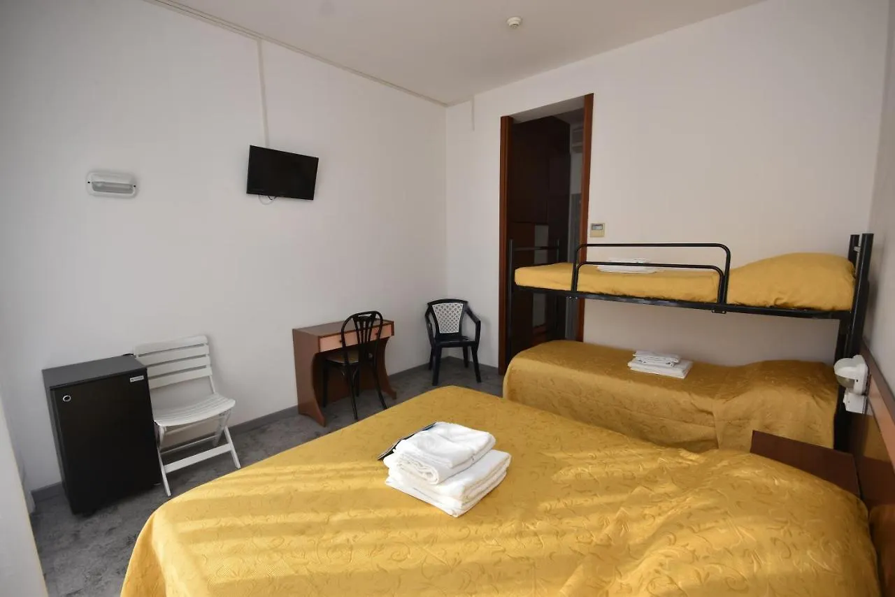 Hotel Suprem Sul Mare Rimini 3*,